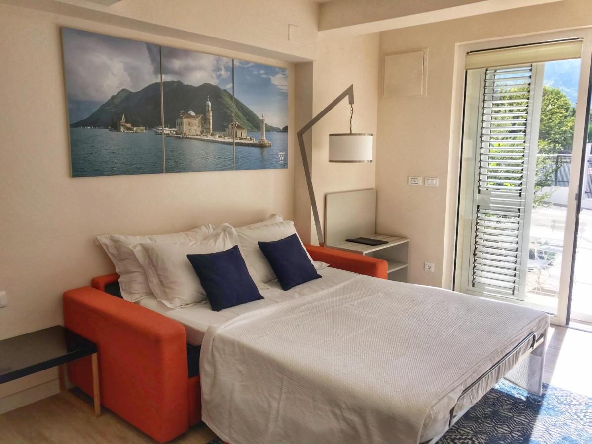 Maison W Cattaro Esterno foto