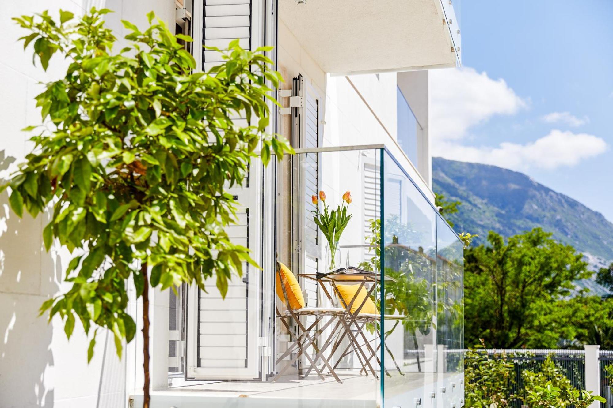 Maison W Cattaro Esterno foto